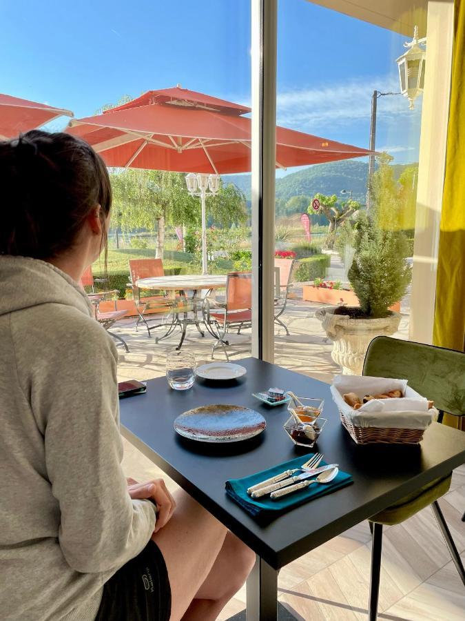 Hotel Restaurant Du Lac Boussens  외부 사진